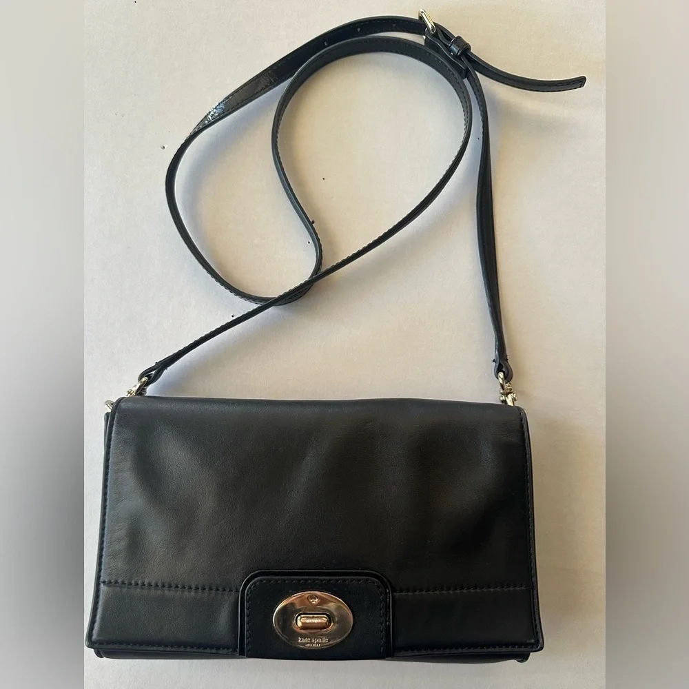 KATE SPADE NEW YORK Juliana Hampton Road Black Leather Crossbody Clutch Purse